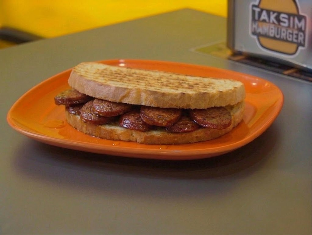 Sucuklu Tost