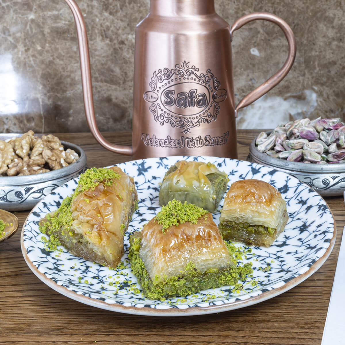 Karışık Baklava